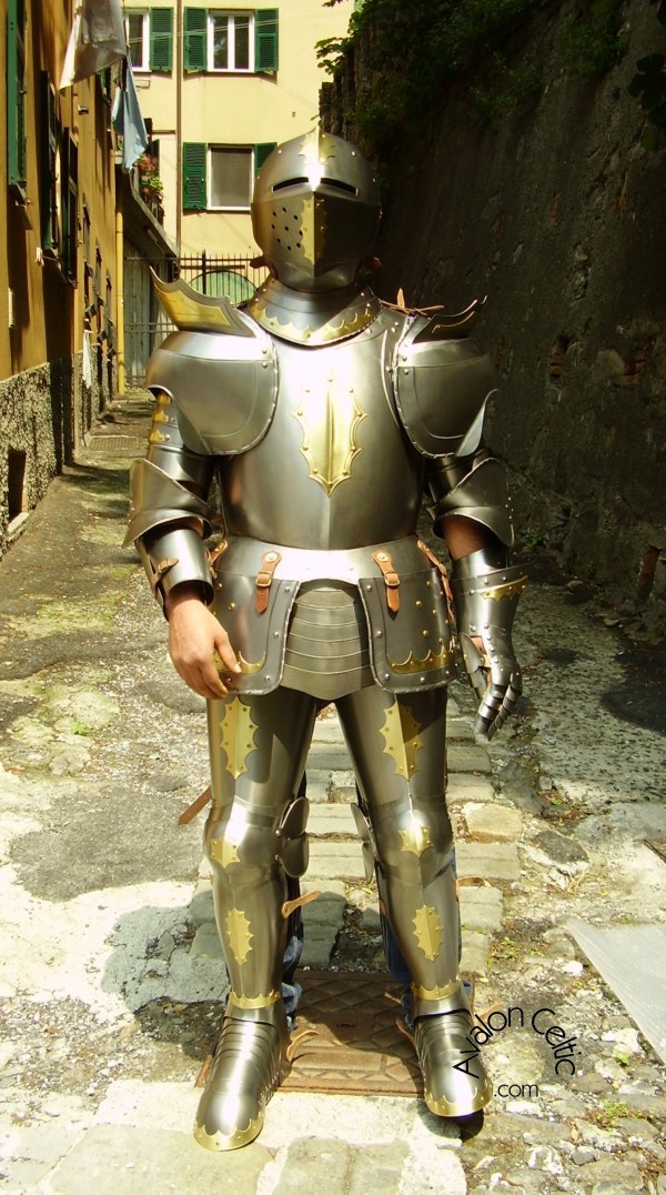 Armatura medieval in grandezza originale 185 cm 